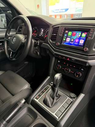 VOLKSWAGEN-AMAROK-2022