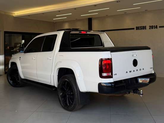 VOLKSWAGEN-AMAROK-2023