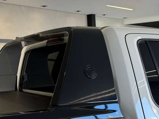 VOLKSWAGEN-AMAROK-2023