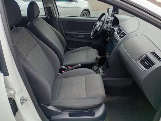 VOLKSWAGEN-FOX-1.0 MI 8V FLEX 4P MANUAL VOLKSWAGEN-FOX-2012
