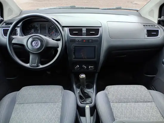VOLKSWAGEN-FOX-1.0 MI 8V FLEX 4P MANUAL VOLKSWAGEN-FOX-2012