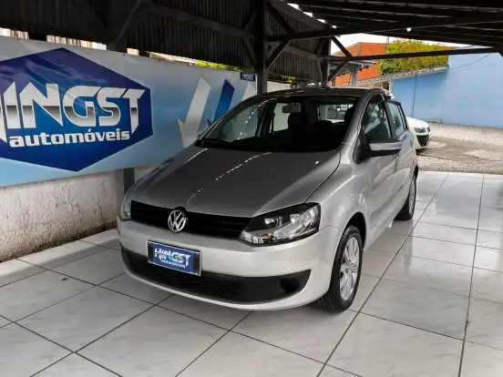VOLKSWAGEN-FOX-2012