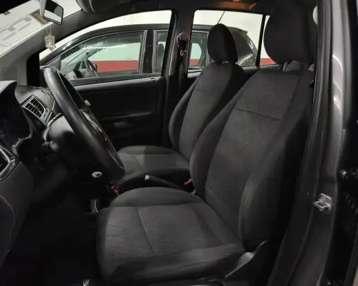 VOLKSWAGEN-FOX-1.6 MI 8V FLEX 4P MANUAL VOLKSWAGEN-FOX-2012