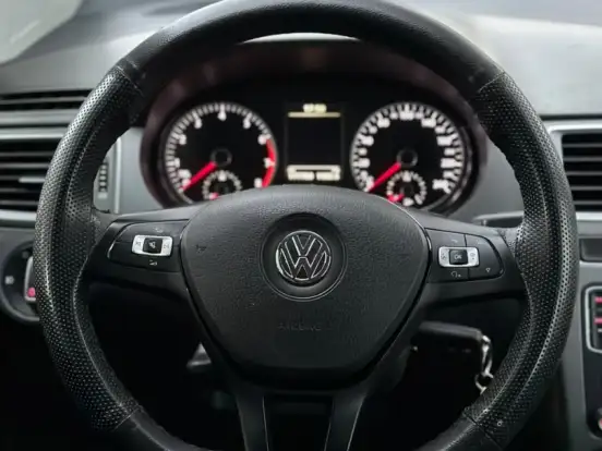 VOLKSWAGEN-FOX-1.6 MSI TOTAL FLEX CONNECT 4P MANUAL VOLKSWAGEN-FOX-2018