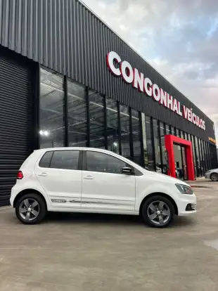 VOLKSWAGEN-FOX-2018