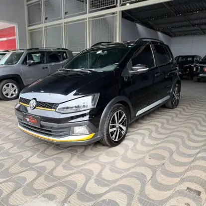 VOLKSWAGEN-FOX-2019