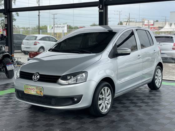 VOLKSWAGEN FOX 1.6 MI 8V FLEX 4P MANUAL