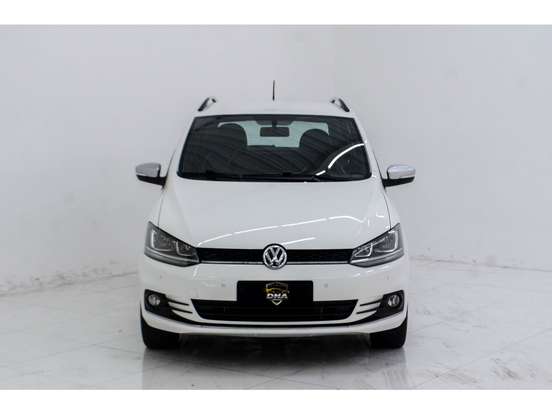 VOLKSWAGEN-FOX-1.6 MI ROCK IN RIO 8V FLEX 4P MANUAL VOLKSWAGEN-FOX-2015