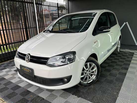 VOLKSWAGEN-FOX-1.6 MI ROCK IN RIO 8V FLEX 4P MANUAL VOLKSWAGEN-FOX-2013