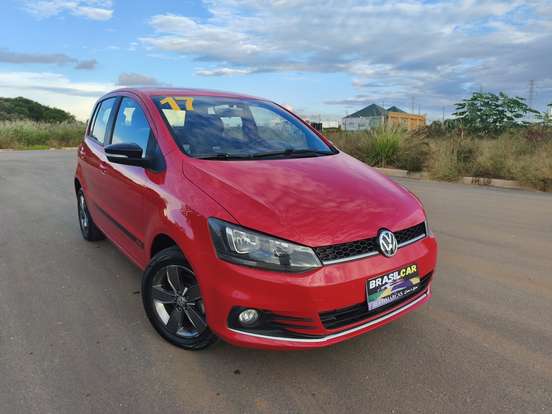 VOLKSWAGEN-FOX-2017