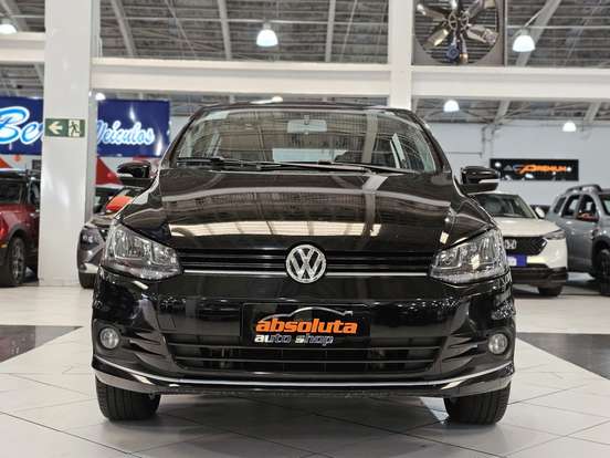 VOLKSWAGEN-FOX-2018
