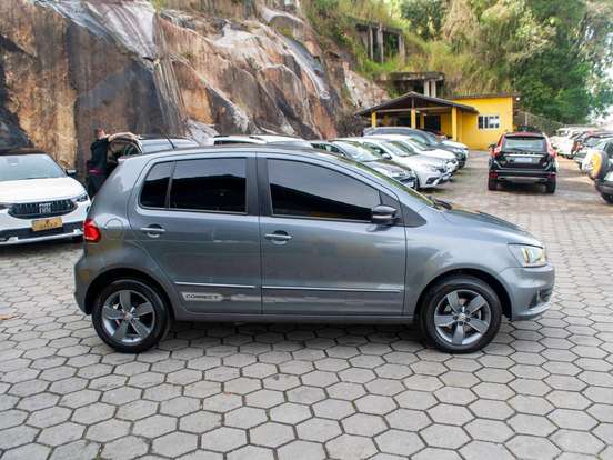 VOLKSWAGEN-FOX-1.6 MSI TOTAL FLEX CONNECT 4P MANUAL VOLKSWAGEN-FOX-2021