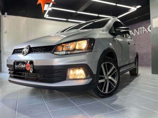 VOLKSWAGEN-FOX-2019
