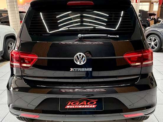 VOLKSWAGEN-FOX-2019
