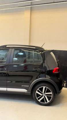 VOLKSWAGEN-FOX-2021