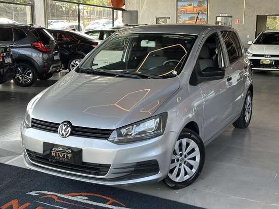 VOLKSWAGEN-FOX-2016