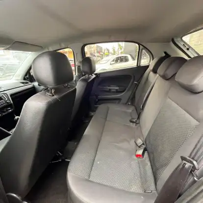 VOLKSWAGEN-GOL-2022