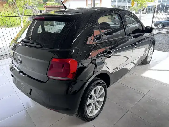 VOLKSWAGEN-GOL-2017