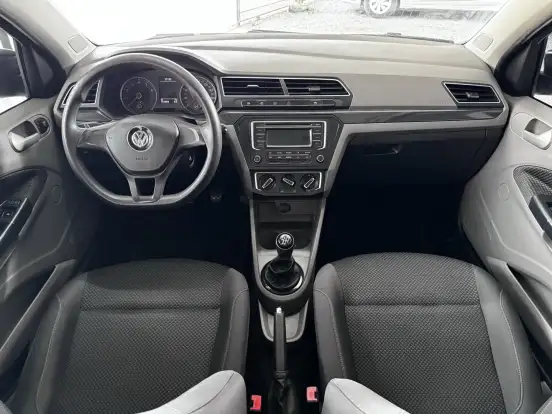 VOLKSWAGEN-GOL-2017