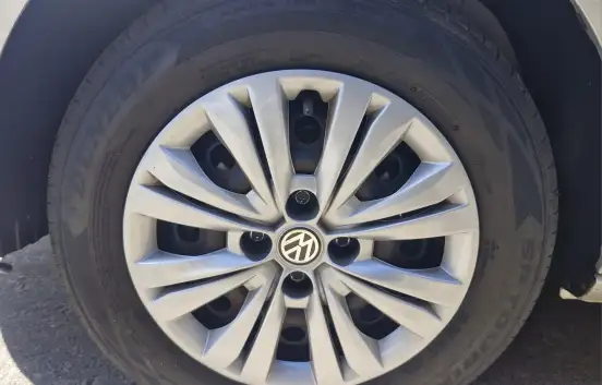 VOLKSWAGEN-GOL-2012