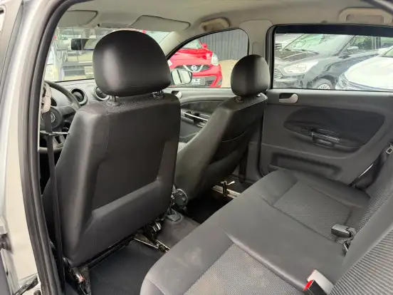 VOLKSWAGEN-GOL-1.6 MI CITY 8V FLEX 4P MANUAL VOLKSWAGEN-GOL-2014