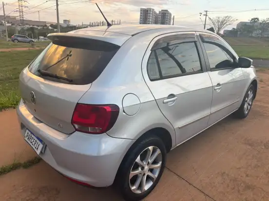 VOLKSWAGEN-GOL-2012