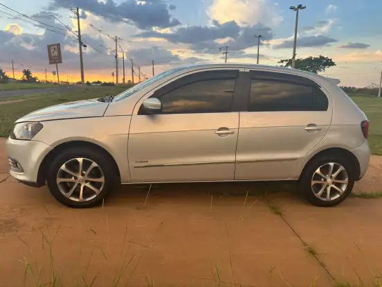 VOLKSWAGEN-GOL-2012