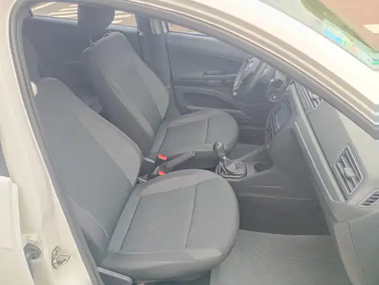 VOLKSWAGEN-GOL-2021
