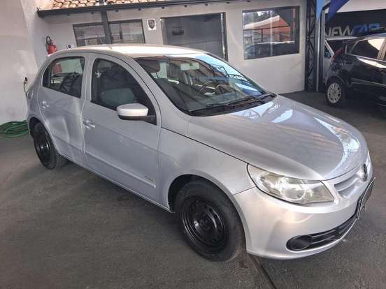 VOLKSWAGEN-GOL-2010