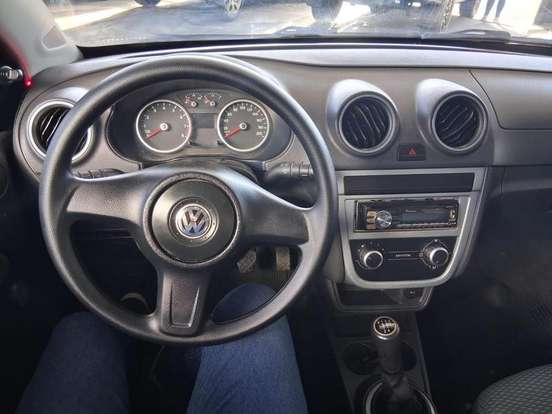 VOLKSWAGEN-GOL-2010
