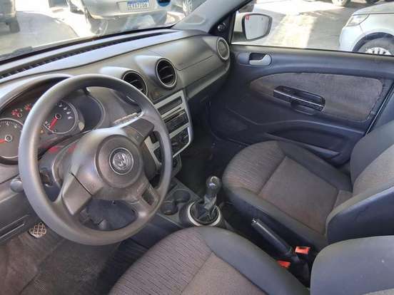 VOLKSWAGEN-GOL-2013