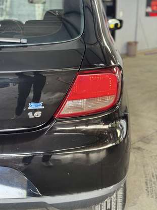 VOLKSWAGEN-GOL-2010