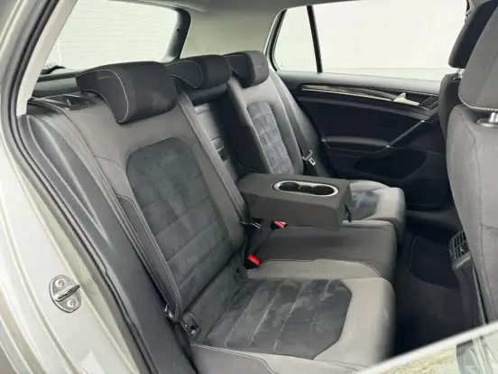 VOLKSWAGEN-GOLF-1.4 TSI HIGHLINE 16V GASOLINA 4P AUTOMÁTICO VOLKSWAGEN-GOLF-2015