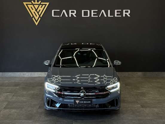 VOLKSWAGEN-JETTA-2023