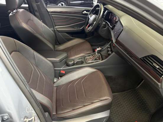 VOLKSWAGEN-JETTA-2.0 350 TSI GASOLINA GLI DSG VOLKSWAGEN-JETTA-2023