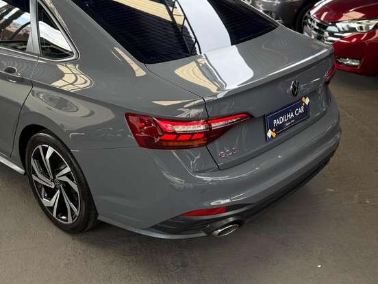 VOLKSWAGEN-JETTA-2023