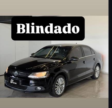 VOLKSWAGEN JETTA 2.0 COMFORTLINE FLEX 4P TIPTRONIC