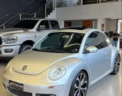 VOLKSWAGEN NEW BEETLE 2.0 MI 8V GASOLINA 2P AUTOMÁTICO VOLKSWAGEN NEW BEETLE 2.0 MI 8V GASOLINA 2P AUTOMÁTICO