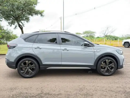 VOLKSWAGEN-NIVUS-1.0 200 TSI TOTAL FLEX HIGHLINE AUTOMÁTICO VOLKSWAGEN-NIVUS-2024