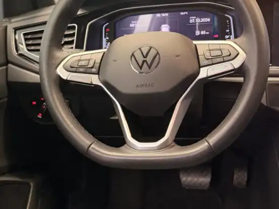 VOLKSWAGEN-NIVUS-1.0 200 TSI TOTAL FLEX HIGHLINE AUTOMÁTICO VOLKSWAGEN-NIVUS-2023