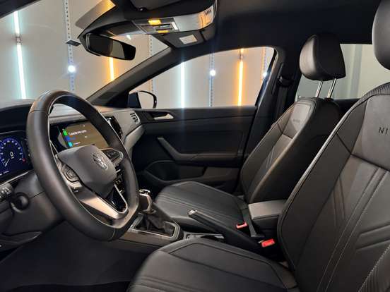VOLKSWAGEN-NIVUS-1.0 200 TSI TOTAL FLEX HIGHLINE AUTOMÁTICO VOLKSWAGEN-NIVUS-2024