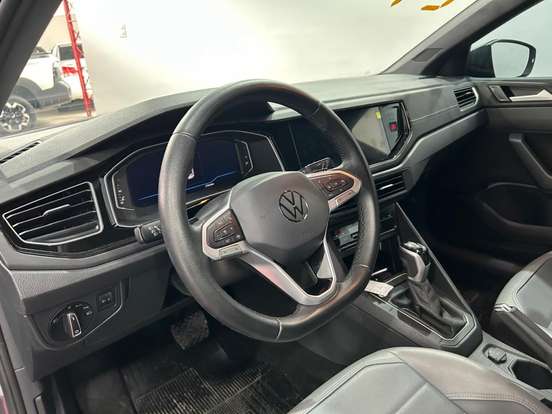 VOLKSWAGEN-NIVUS-1.0 200 TSI TOTAL FLEX HIGHLINE AUTOMÁTICO VOLKSWAGEN-NIVUS-2023
