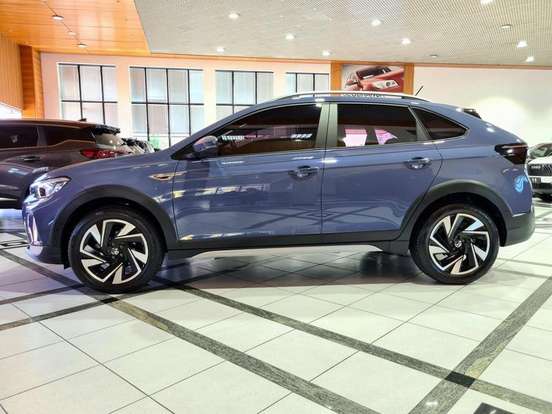 VOLKSWAGEN-NIVUS-1.0 200 TSI TOTAL FLEX HIGHLINE AUTOMÁTICO VOLKSWAGEN-NIVUS-2025
