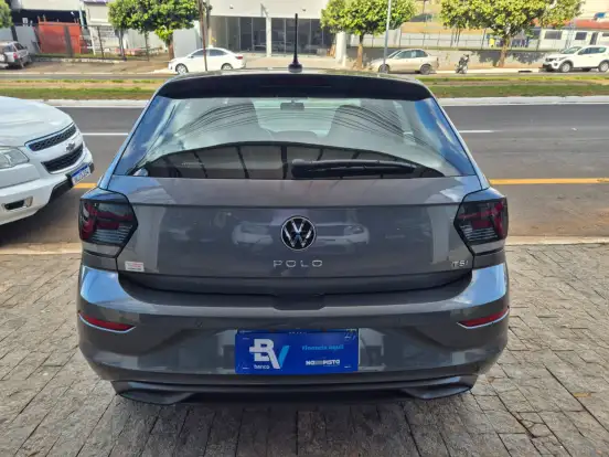 VOLKSWAGEN-POLO-2024