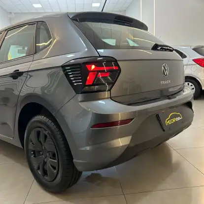 VOLKSWAGEN-POLO-2025