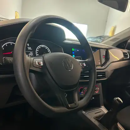 VOLKSWAGEN-POLO-2025