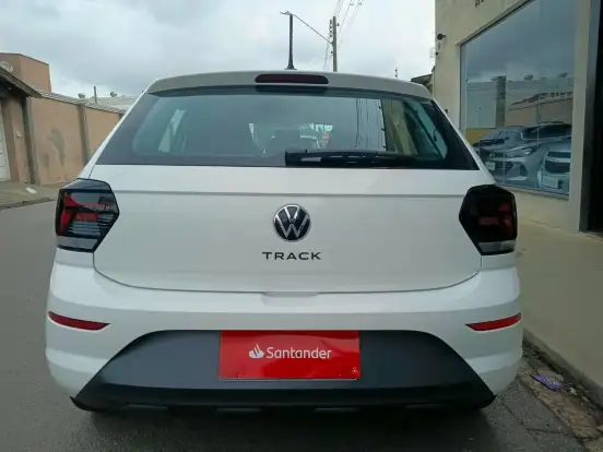 VOLKSWAGEN-POLO-2025