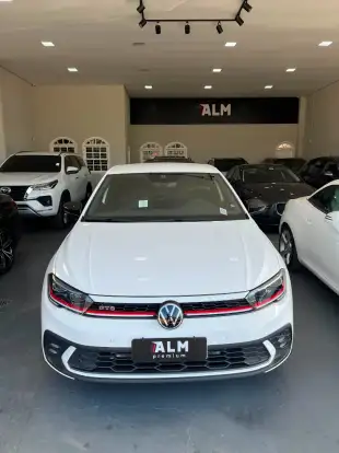 VOLKSWAGEN-POLO-2024