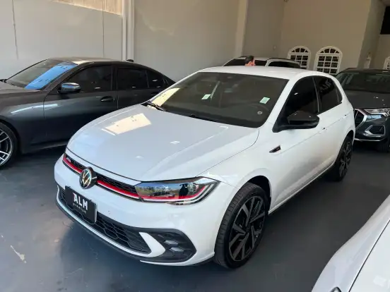 VOLKSWAGEN-POLO-2024