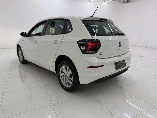 VOLKSWAGEN-POLO-1.0 170 TSI COMFORTLINE AUTOMÁTICO VOLKSWAGEN-POLO-2024